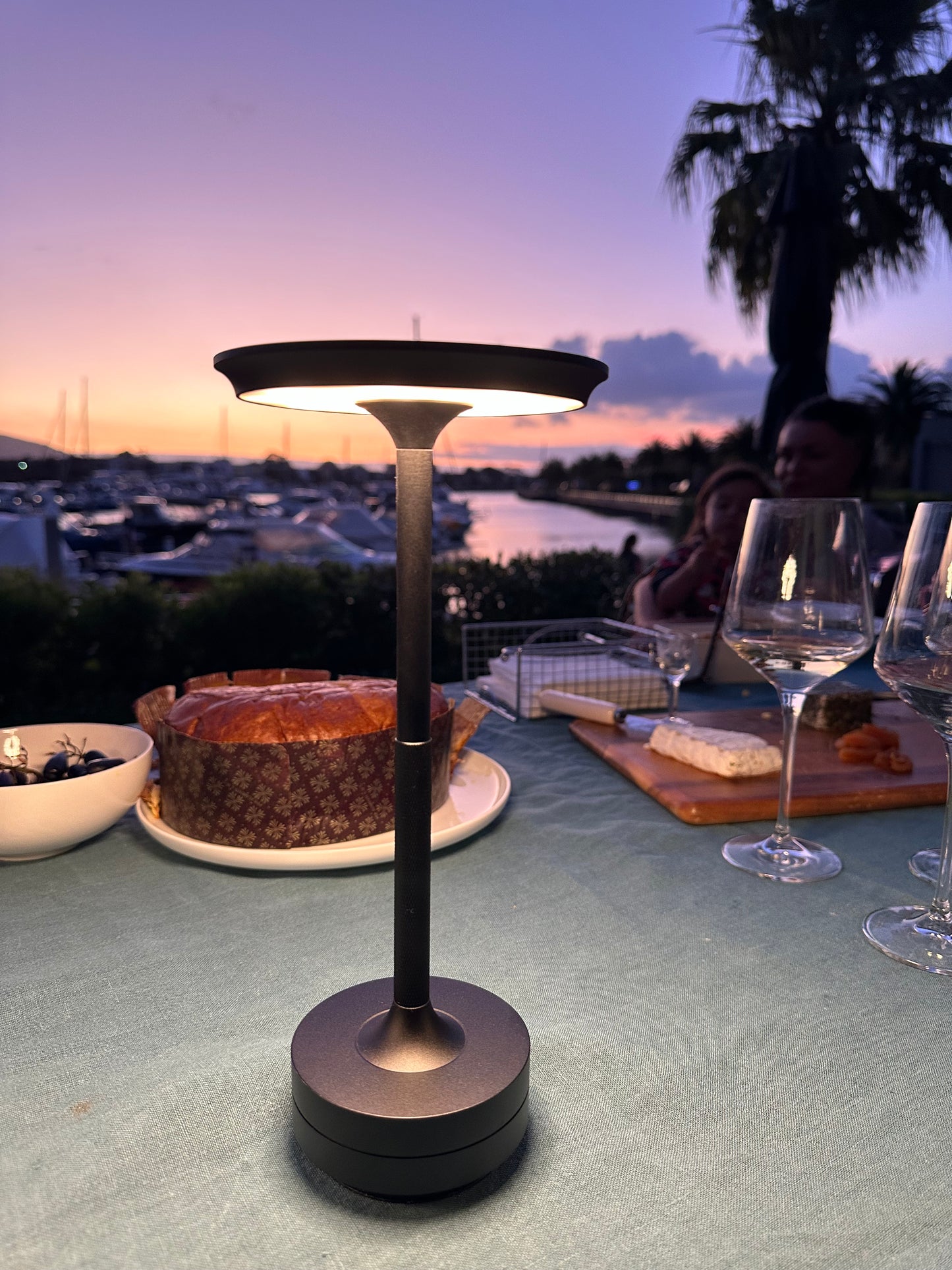 Moderna Cordless Table Lamp - Black